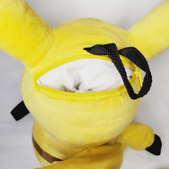 LNew-Pikachu Pokemon Piggyback Backpack w/ 2 Fashion Pins 2016 Adjustable Straps - Picture 6 of 11